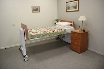 Big Ted Bariatric Bed Floor Line